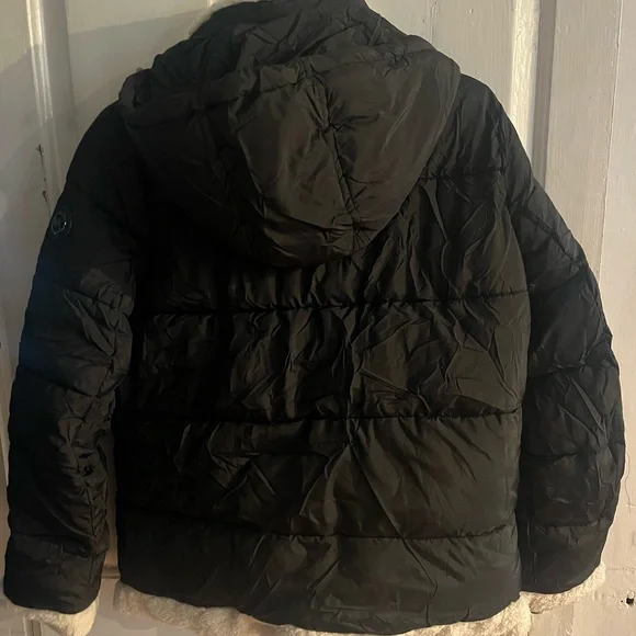 Michael Kors Black Jacket with Tan Label - Picture 3 of 4